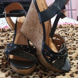 Wedge heels